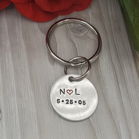 Personalized LOVE Keychain - YOUR INTIALS AND DATE - Travelers Trade Post