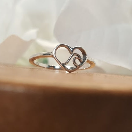 Waves/heart .925 Sterling Silver Ring - Travelers Trade Post
